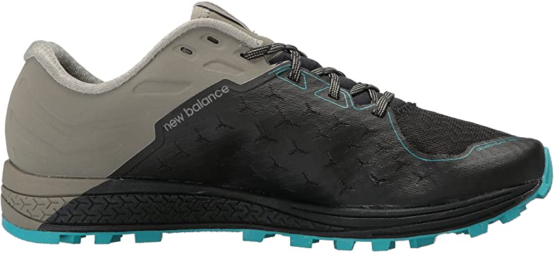 Tênis de corrida New Balance Vazee Summit V2 feminino, preto/verde