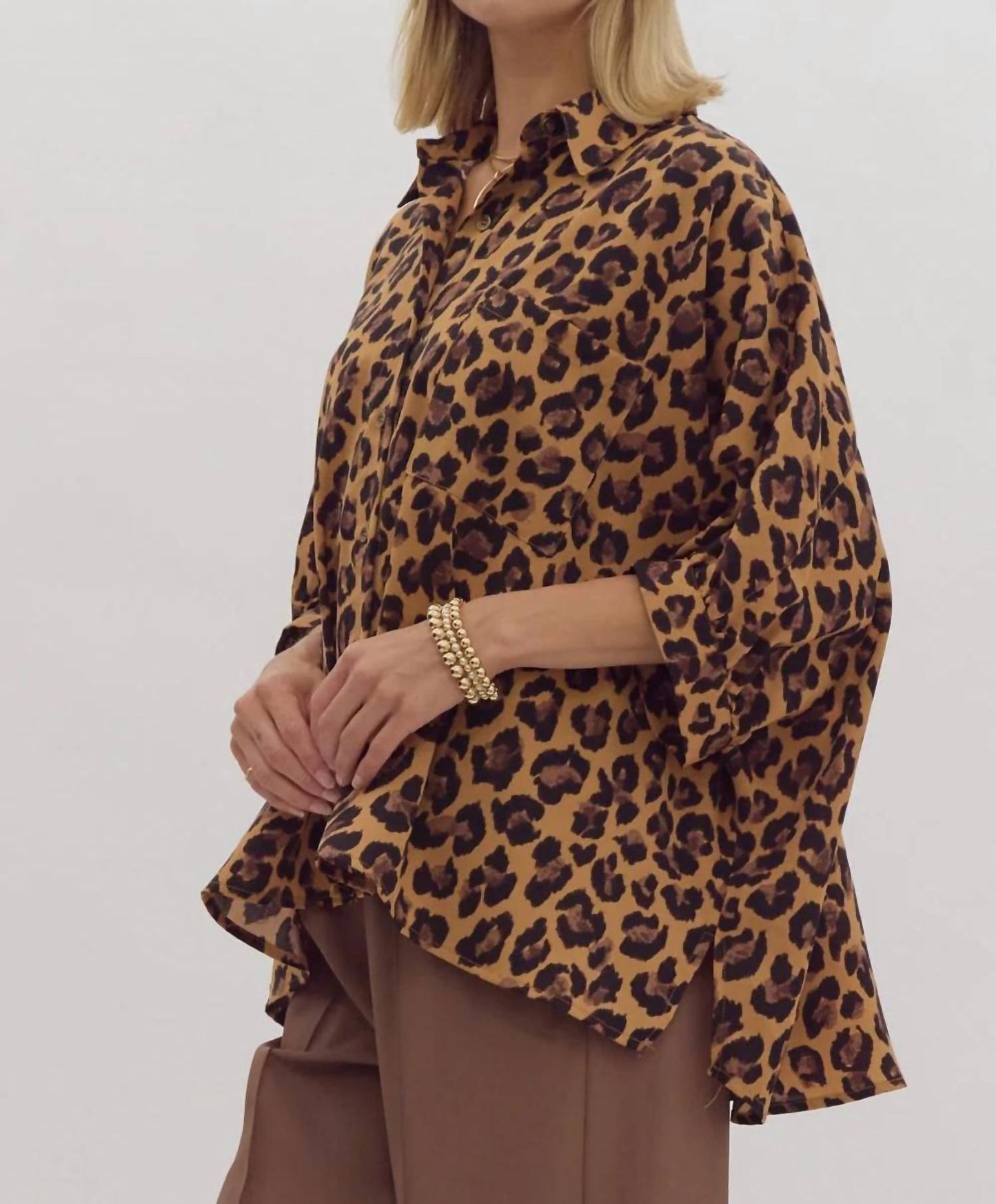 Entro - Drop Shoulder Buttoned Top