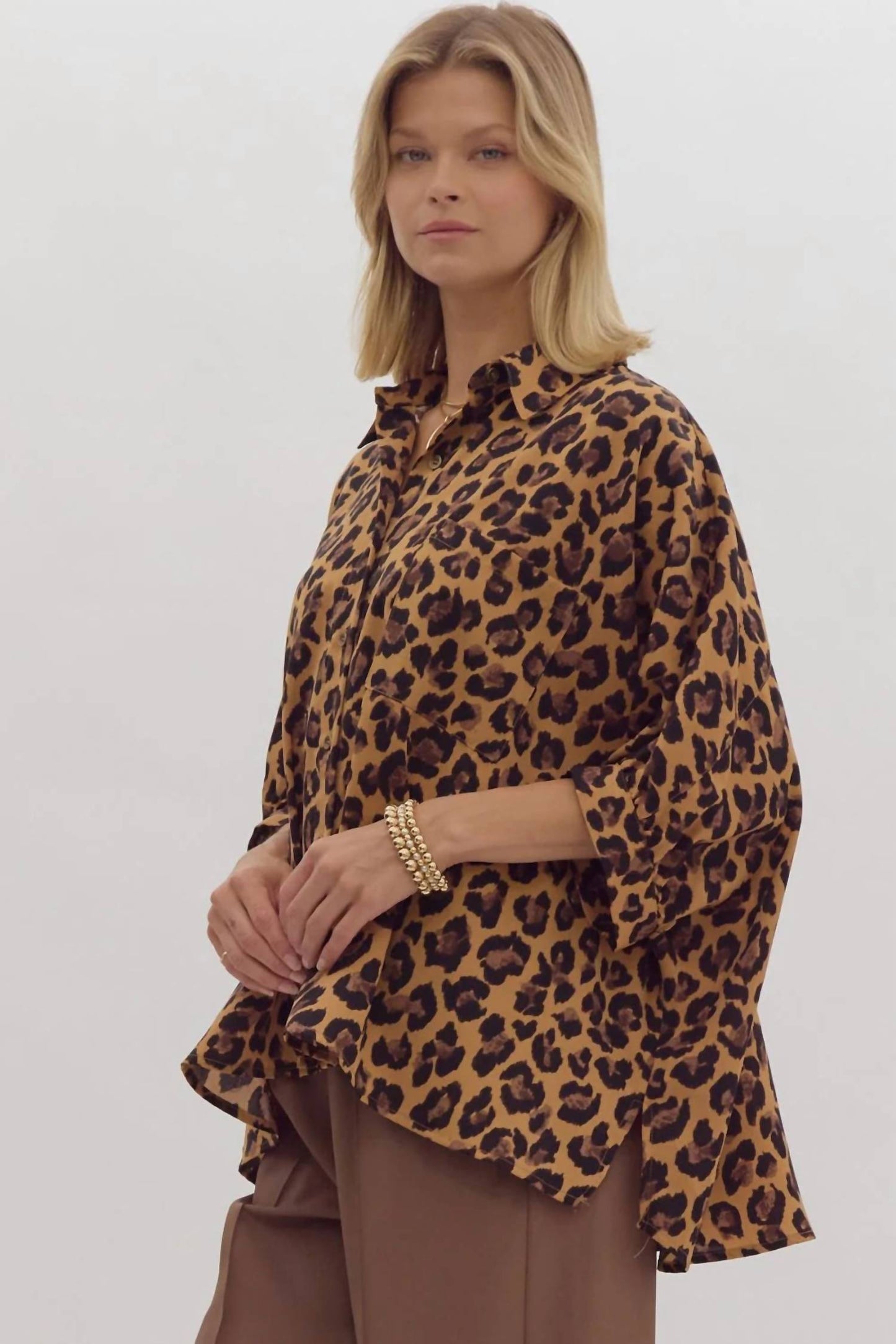 Entro - Drop Shoulder Buttoned Top
