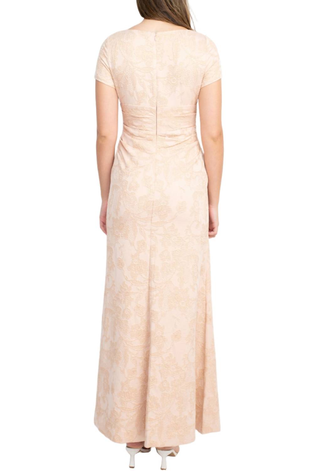 Adrianna Papell - V-neck Pleated Gathered Side Matelasse Dress