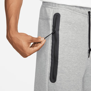 Nike - Shorts esportivos masculinos Tech Fleece