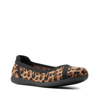 Clarks - Carly Wish Ballet Flat (largura larga)