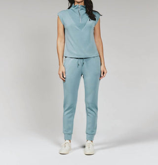 7Diamonds - Rev Sleeveless Half Zip Pullover