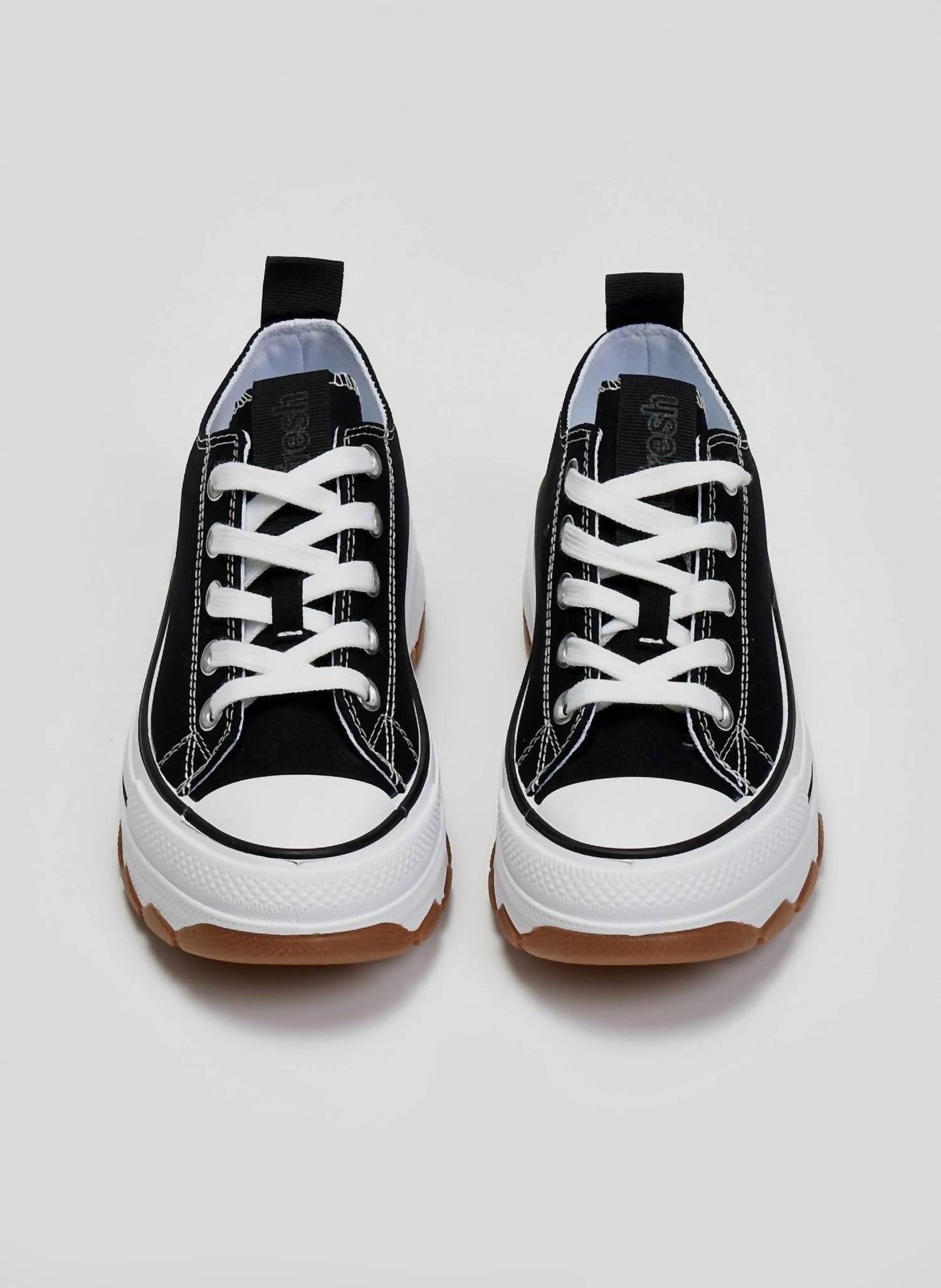 Refresh - Women's Canvas Sneakers