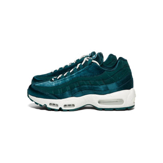 Nike - Women's Air Max 95 Sneakers