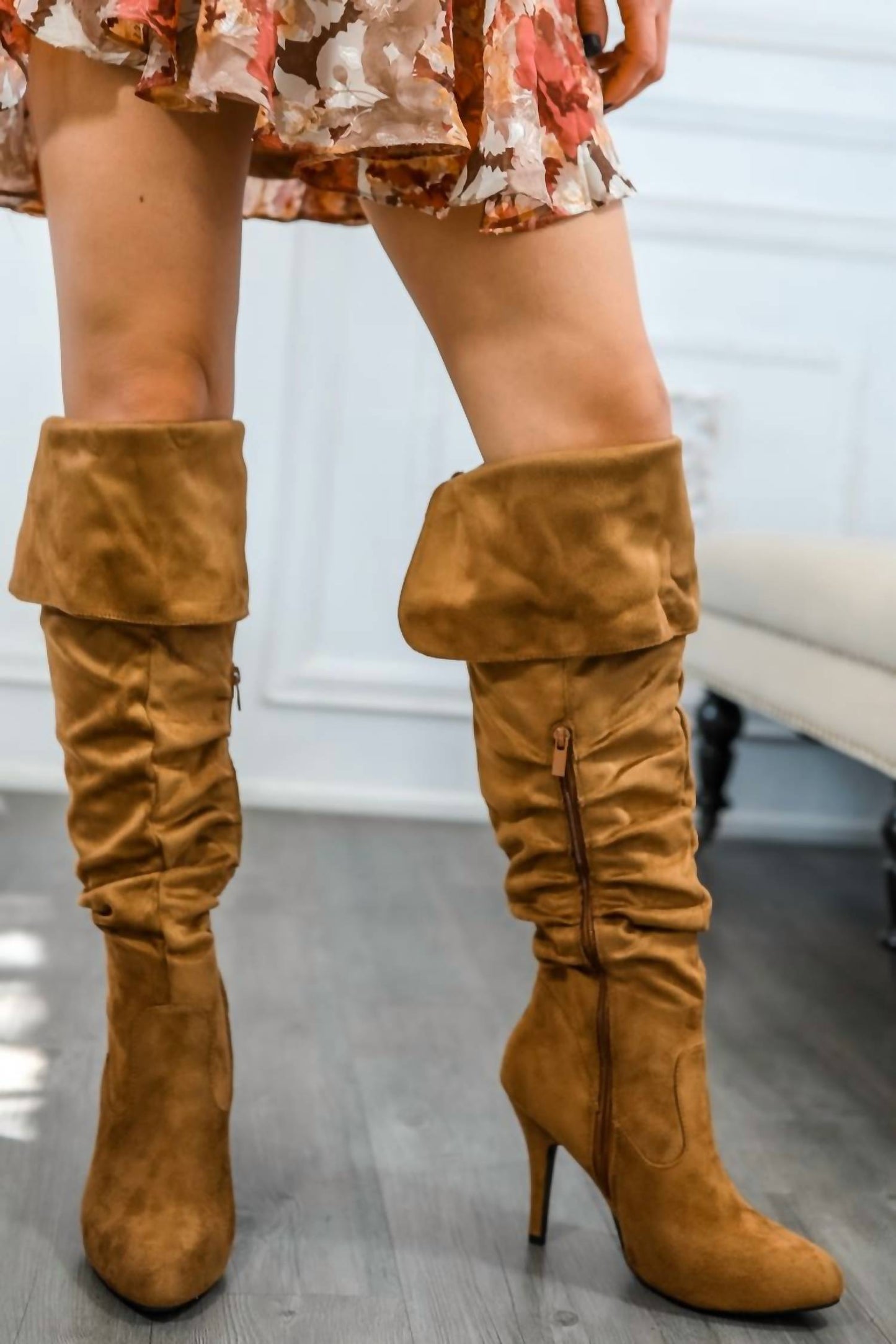 Surelymine - Women's Unmatchable Pointy Slouchy Knee And Thigh High Boots