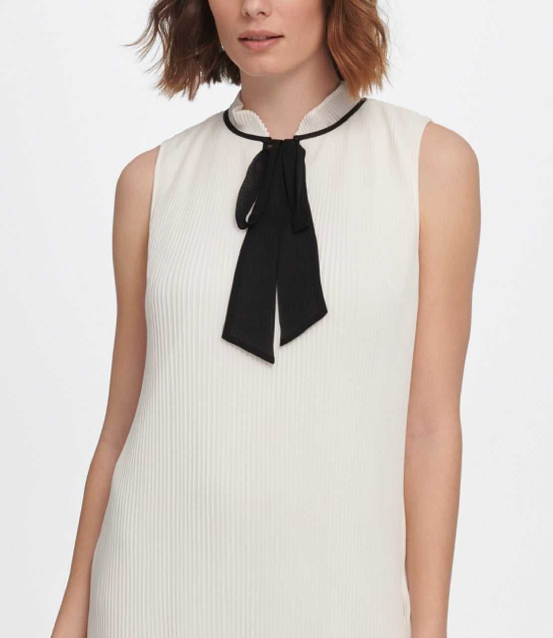 Vestido feminino DKNY sem mangas, plissado, com amarração no pescoço, branco, tamanho 4