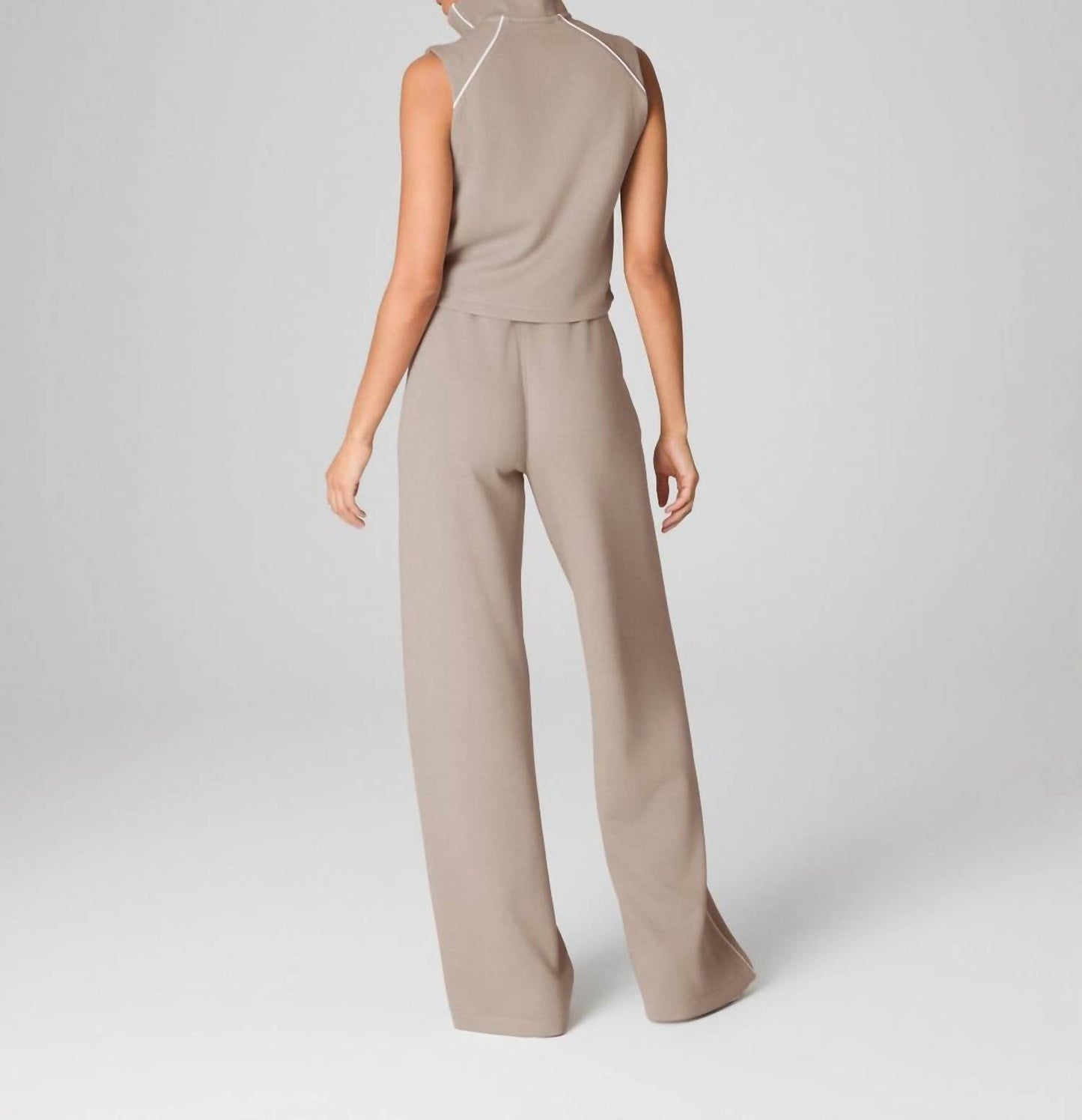 Spanx - Airessentials Airpique Sleeveless Mockneck Jumpsuit