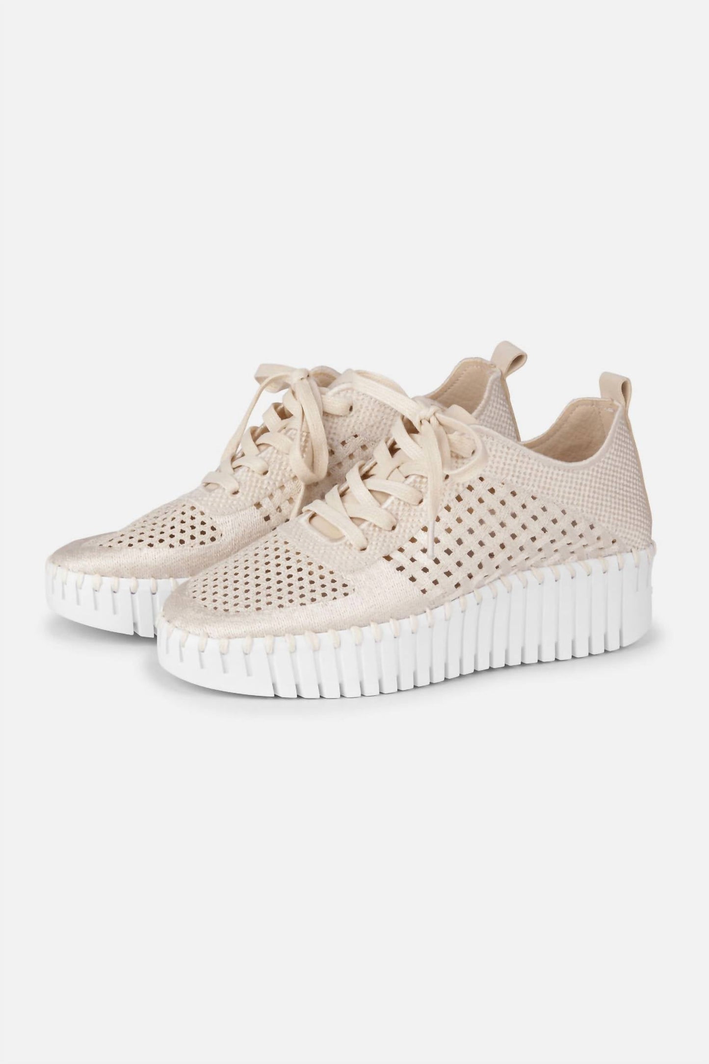 Ilse Jacobsen - Women's Tulip Embroidered Platform Sneaker