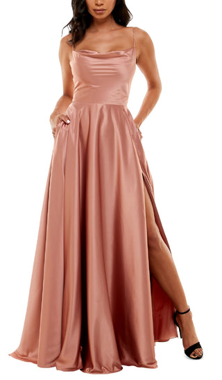 Vestido longo B Darlin Junior's com decote canoa e amarração nas costas, marrom, tamanho 12