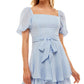 Vestido B Darlin Junior's com manga bufante e amarração na cintura, azul, tamanho 12