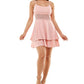 Vestido B Darlin Junior com acabamento em renda e ajuste evasê rosa tamanho 13-14