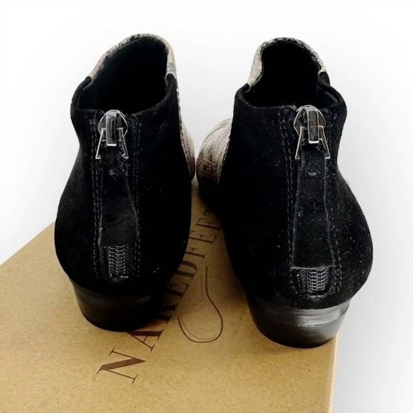 Naked Feet - Women's Chi Bootie