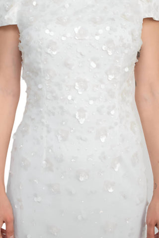 Adrianna Papell - Vestido de malha com lantejoulas e contas, ombro à mostra