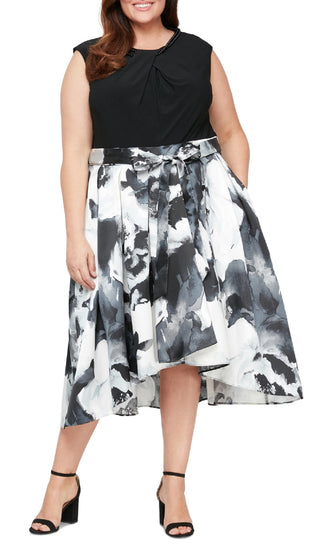 Vestido feminino SL Fashions com saia floral e decote embelezado, preto, tamanho 16W