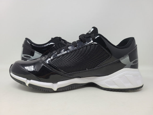 Tênis de beisebol Under Armour Yard Trainer masculino, preto