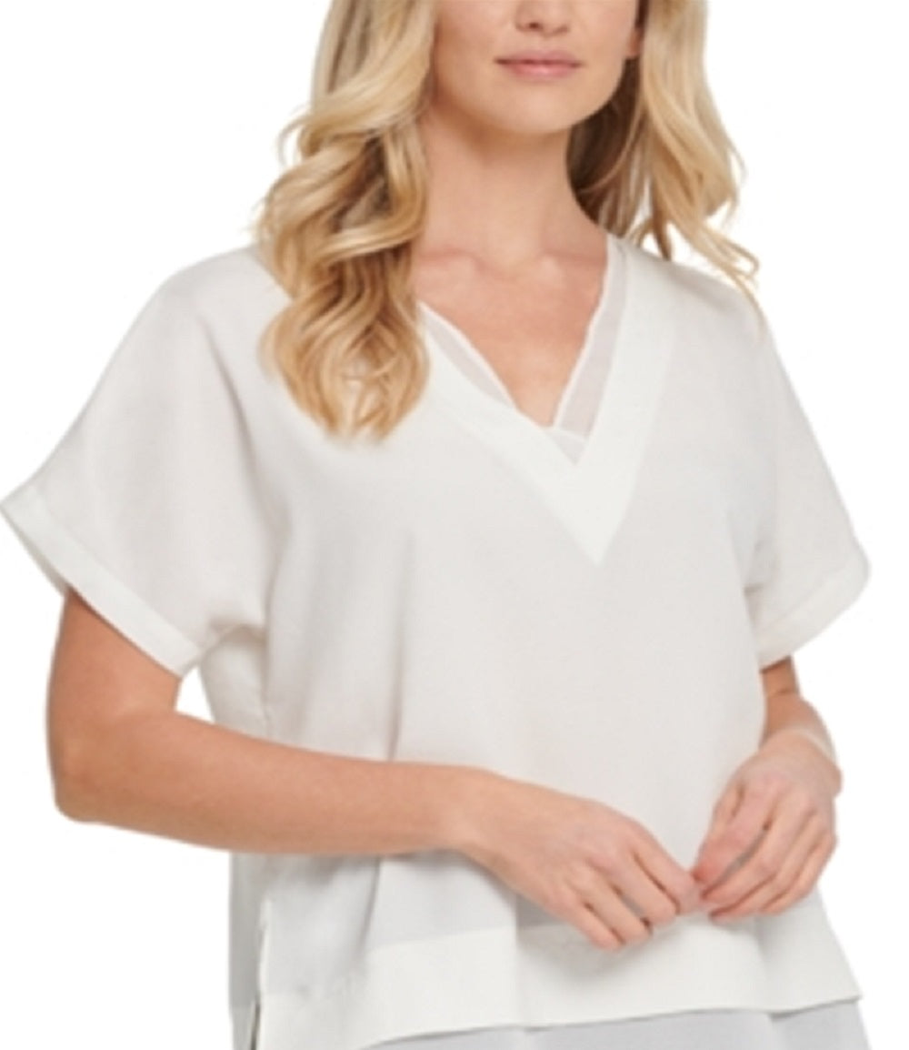 Blusa feminina DKNY com decote em V e acabamento em chiffon, branca, tamanho extrapequeno