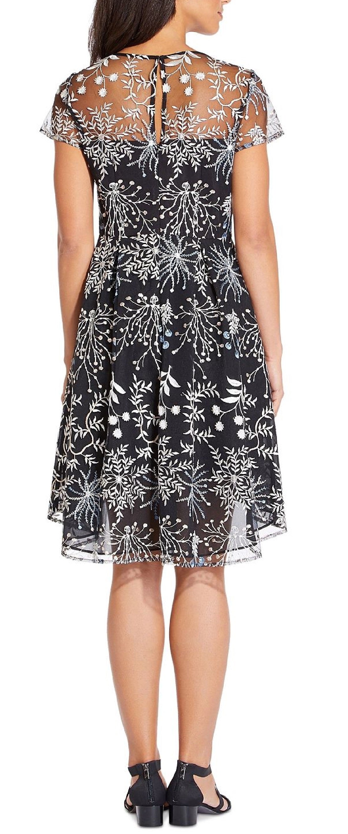 Vestido feminino Adrianna Papell com decote ilusão bordado, azul, tamanho 14