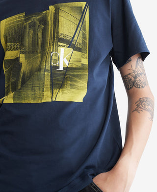 Camiseta Calvin Klein Masculina Estampada Brooklyn Bridge Azul Tamanho Grande