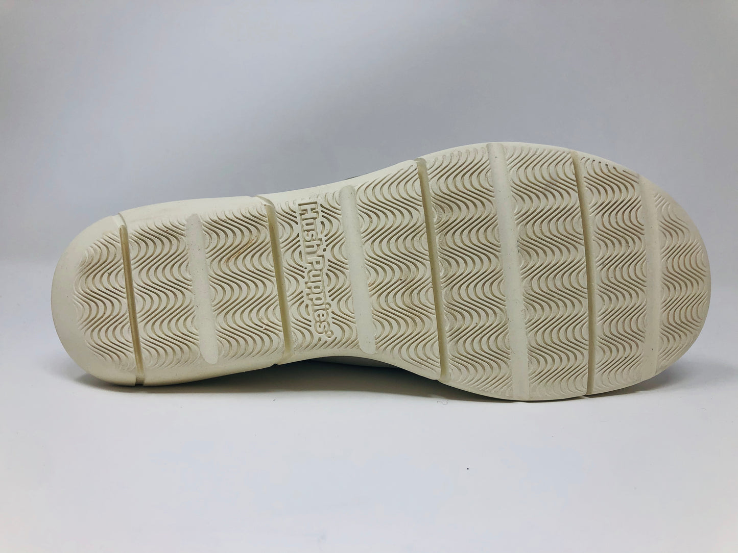 Mocassim Hush Puppies Believe Mardie Slip On Feminino Branco Tamanho 6 B(M) EUA
