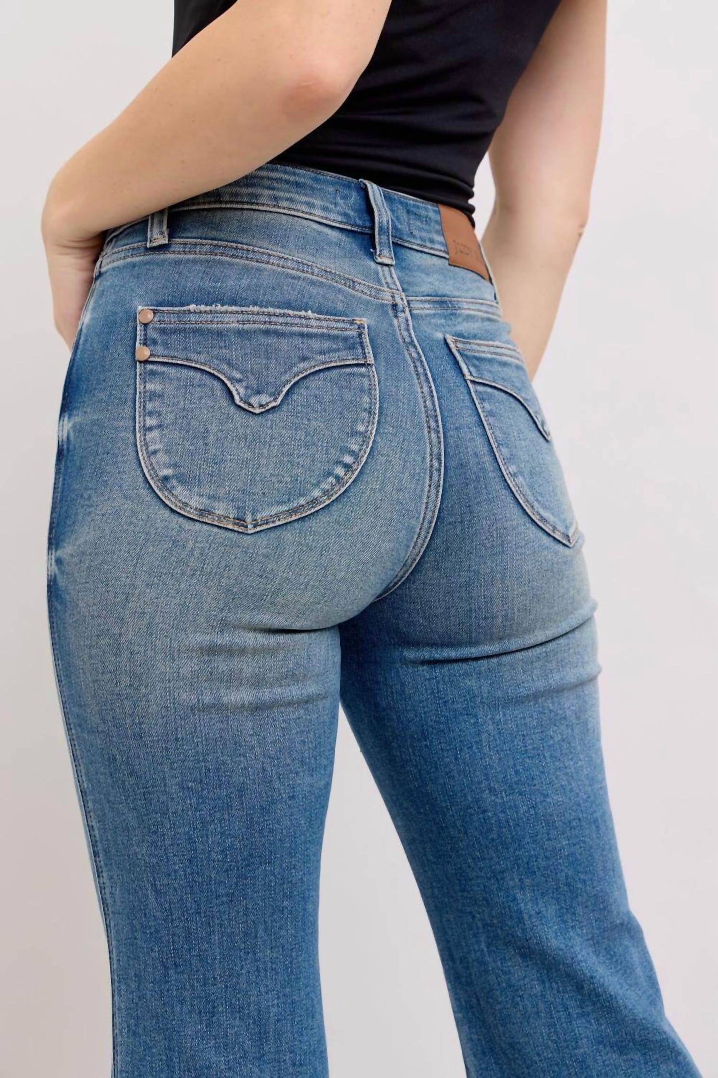 Judy Blue - Mid Rise Tummy Control Vintage Flare Jeans