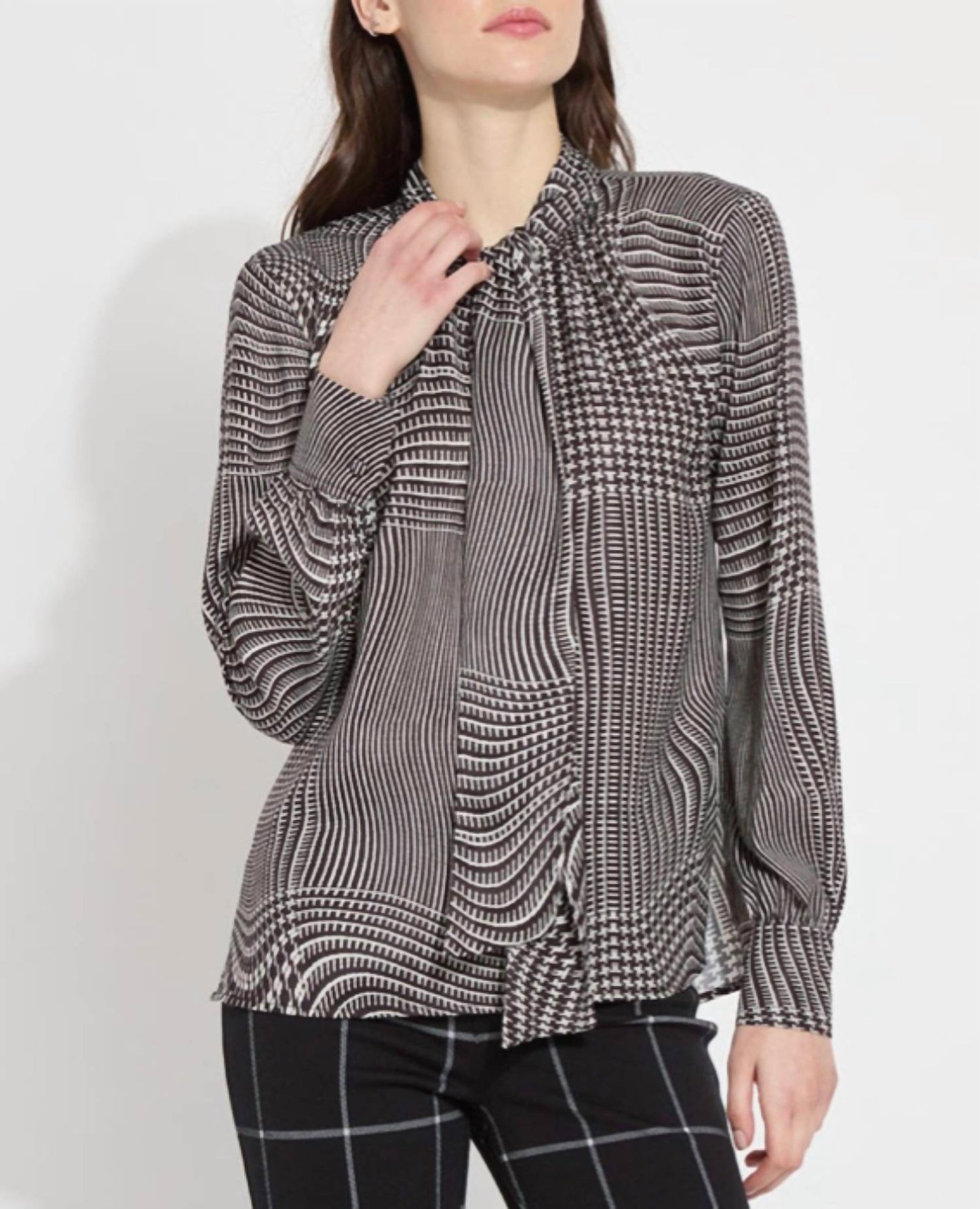 Lysse - janis scarf neck blouse