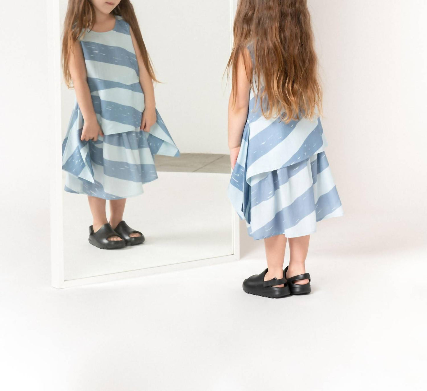 Omamimini - Girls' Sleeveless Peplum Top with Side Tails