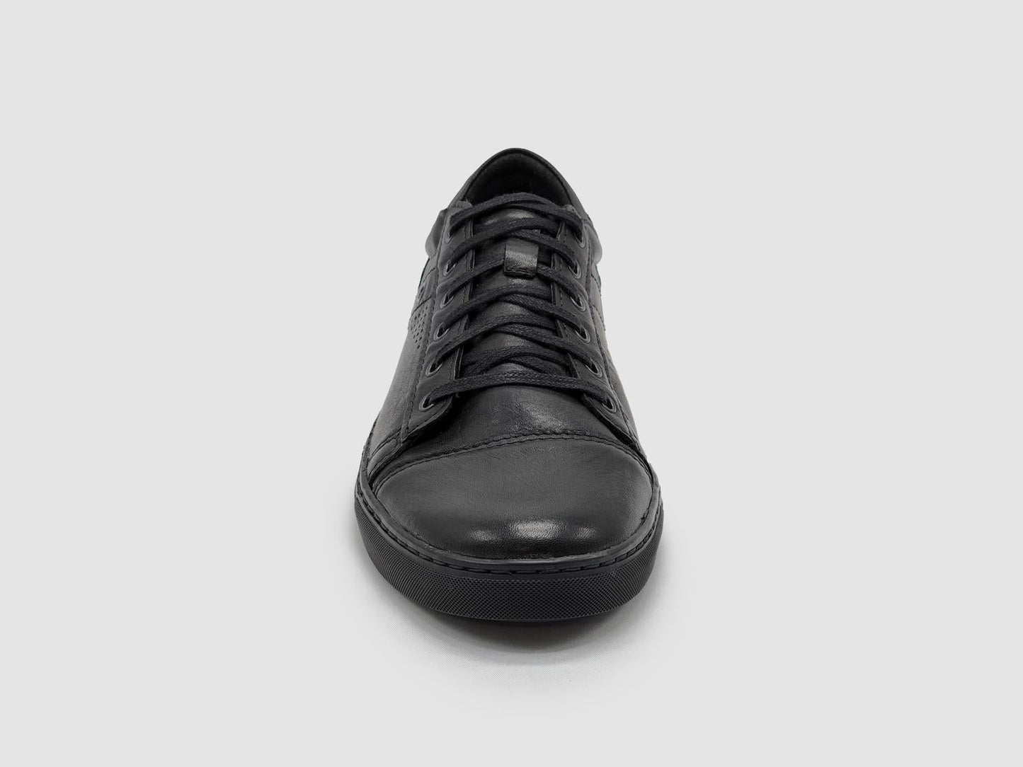 Kcr Group - Men's Classic Leather Sneakers