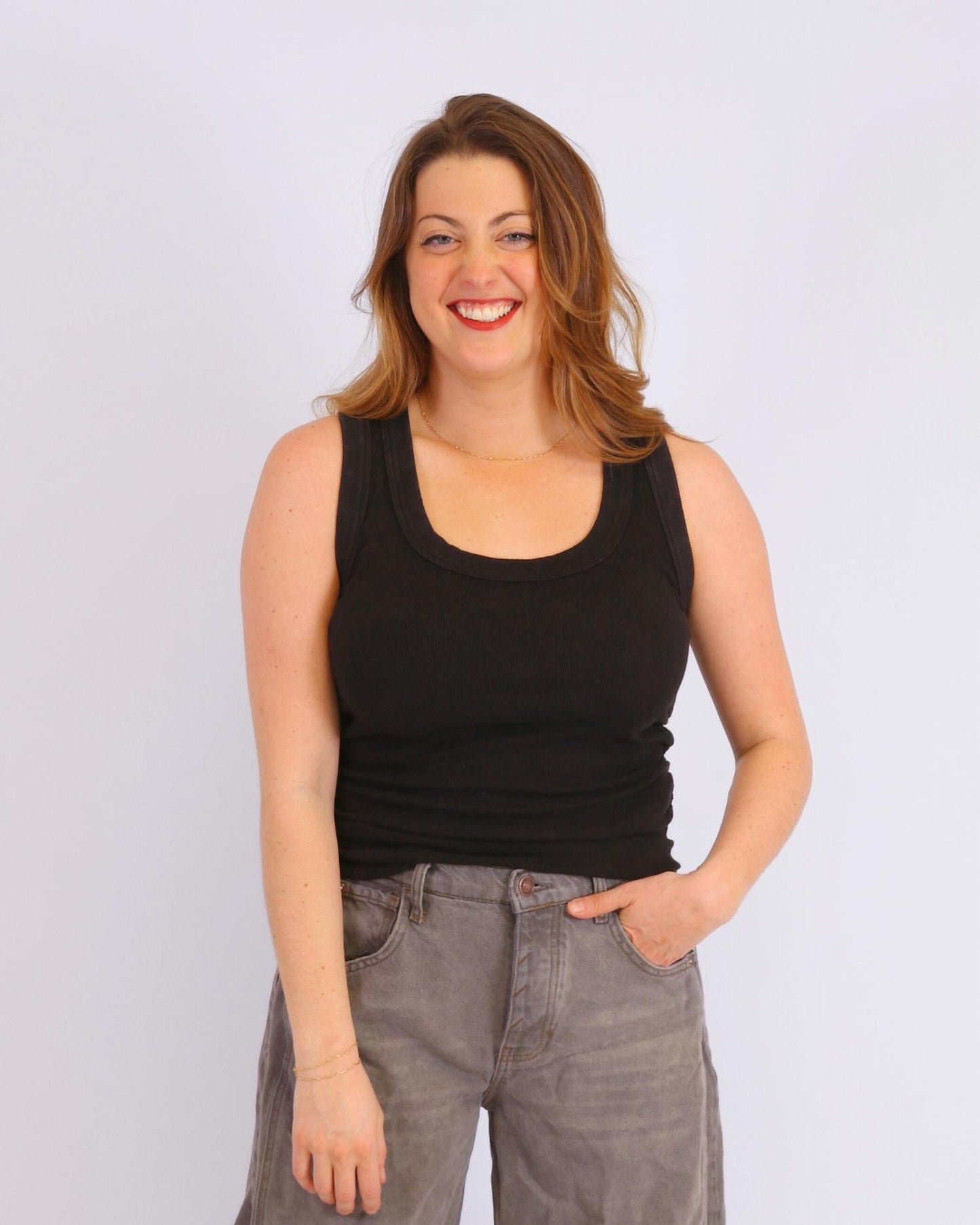 Mila Los Angeles - Ruched Long Tank