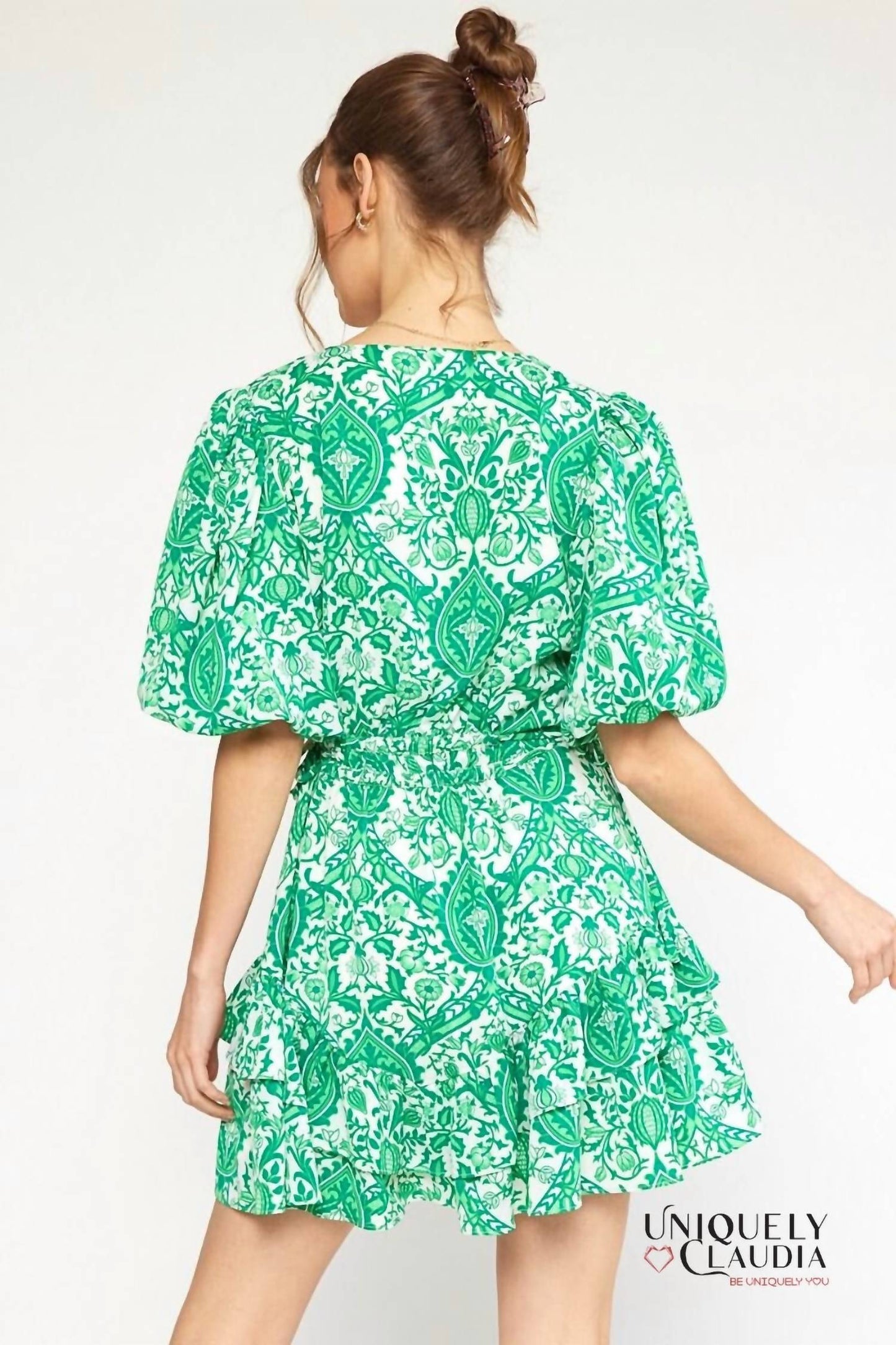 Entro - Francesca Green Ornate Print Puff Sleeves Ruffle Dress