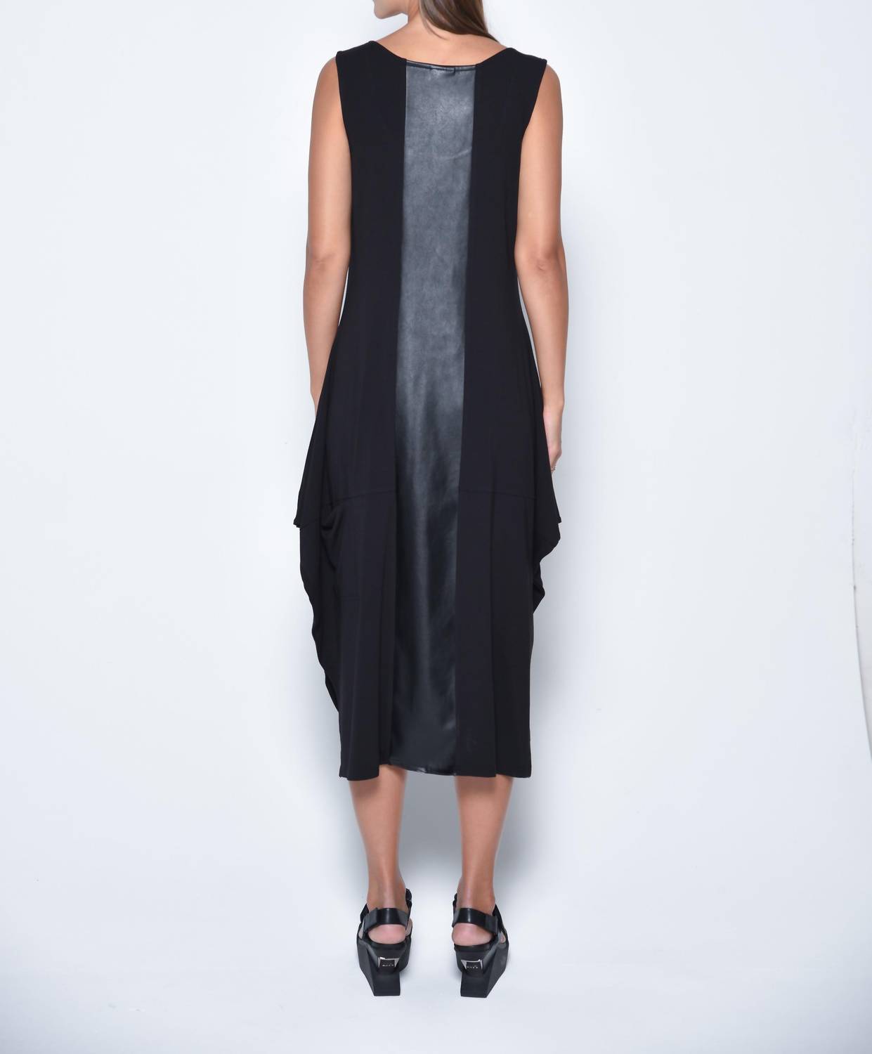 Simply Mila - Women's Sleeveless Freya Dress