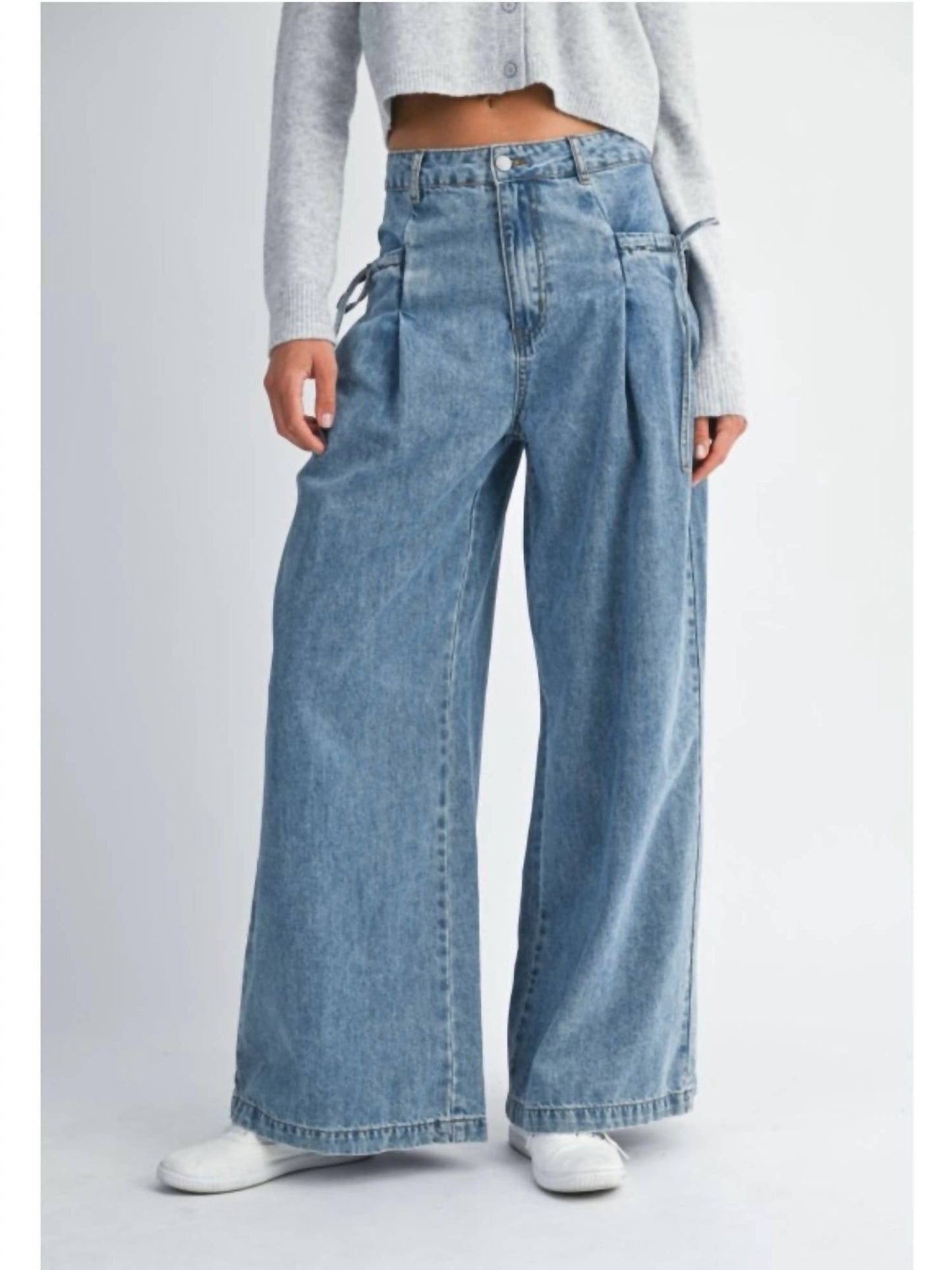 Mable - Pleat Pocket Wide Leg Jeans
