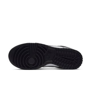 Nike - Zoom Vomero 5 Feminino
