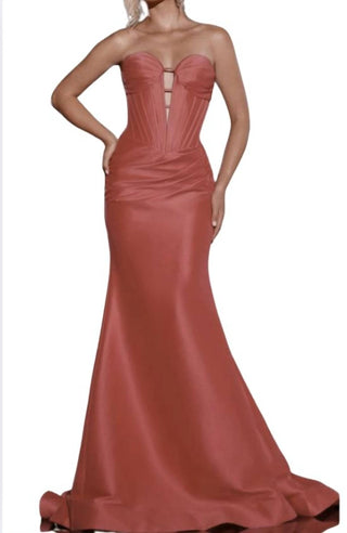 Jovani - Vestido sem alças com decote coração