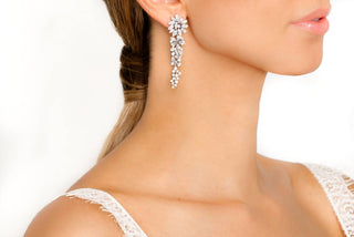 Avenue Chic - Women's Shooting Star Dangle Earrings