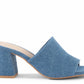 Seychelles - women adapt sandal