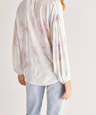 Z Supply - Parte superior desfocada com frente saliente