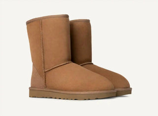 Ugg - BOTA CURTA II FEMININA