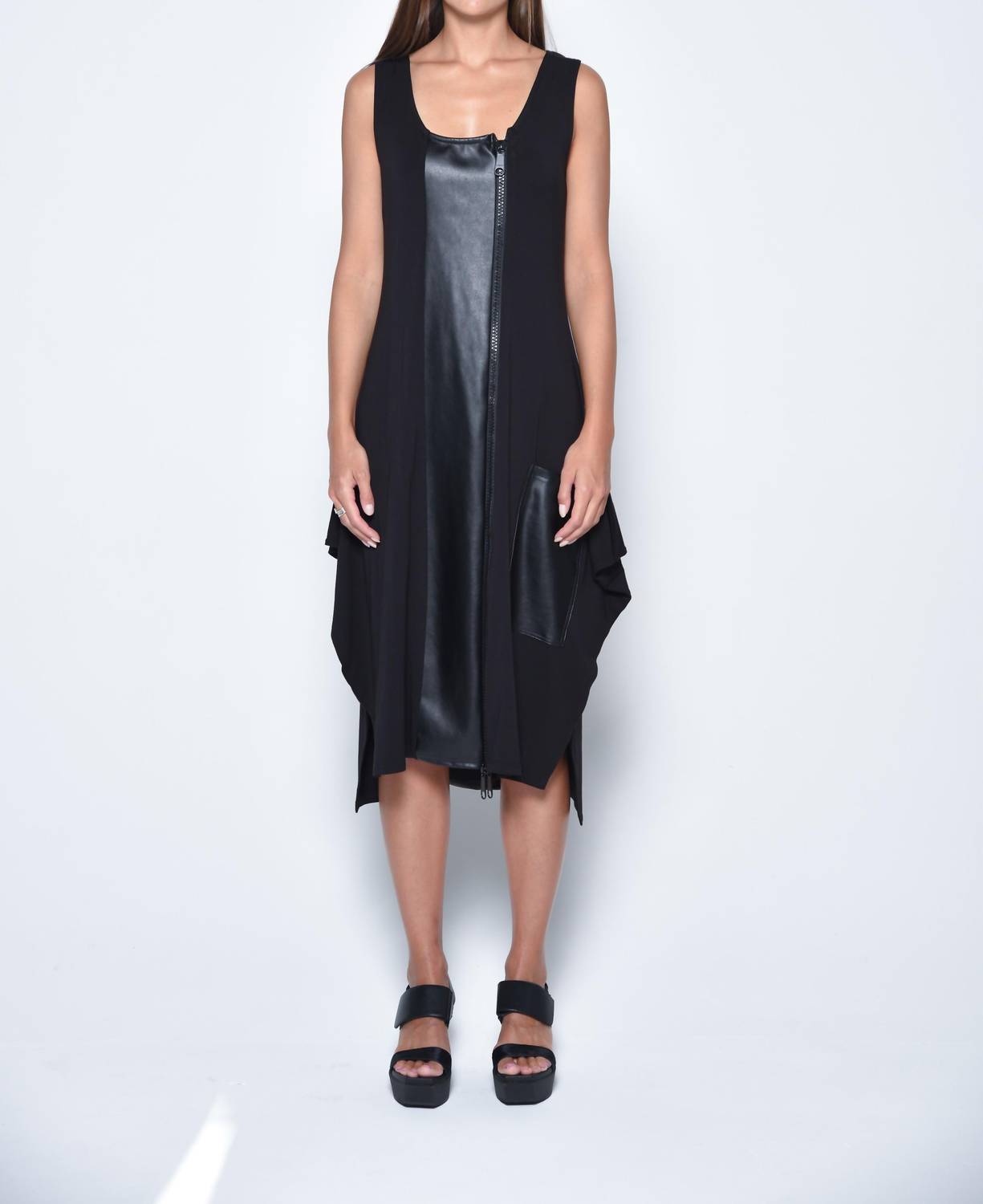 Simply Mila - Women's Sleeveless Freya Dress