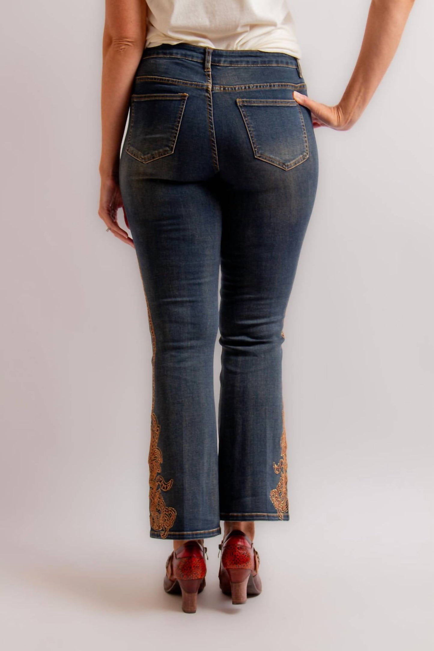 Azi - Women's Avory Flare Leg Jeans