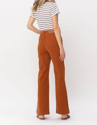 Judy Blue - Calça jeans de cintura alta com perna larga e tingida