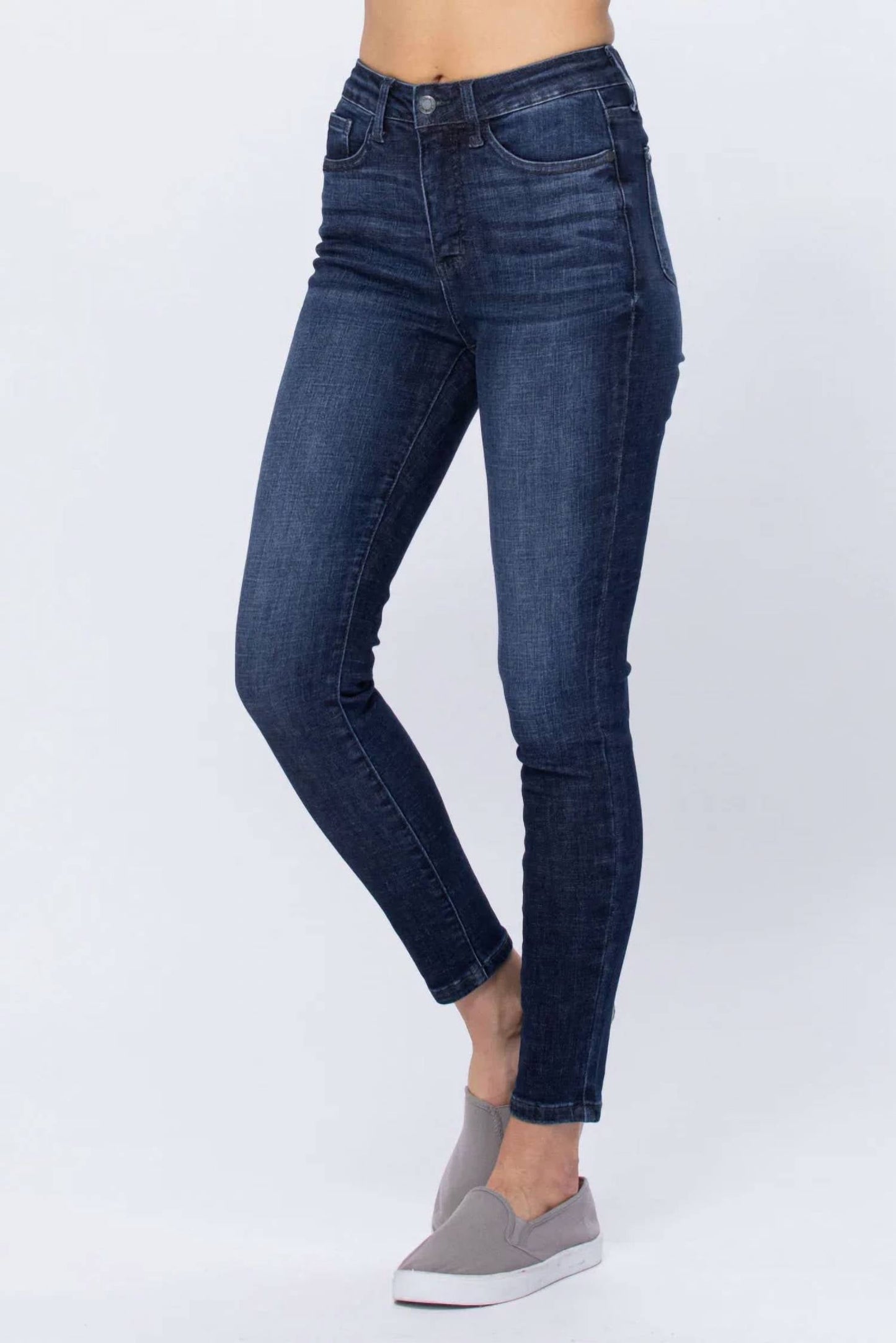 Judy Blue - Europe Skinny Jeans