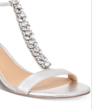 Badgley Mischka Sandálias Femininas Lindsey com Tira no Tornozelo e Tira em T, Strass, Bico Redondo, Salto Bloco e Fivela, Cinza, Tamanho 6 M