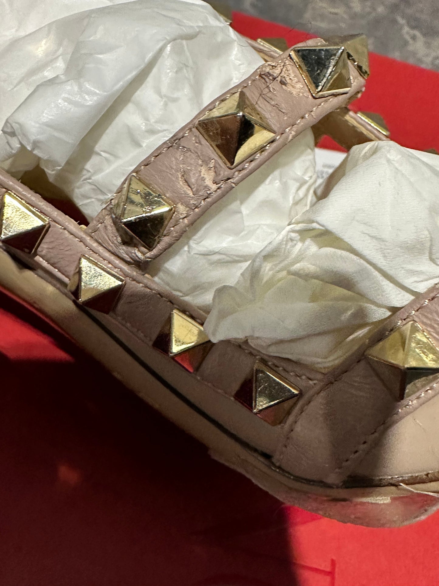 Valentino Garavani Rockstud T-Strap Scarpin Bico Fino Rosa Tamanho 5 Feminino