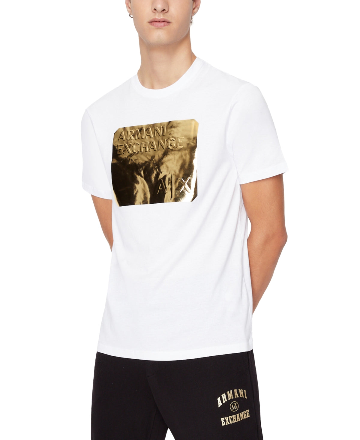 Camiseta masculina A|X Armani Exchange com logotipo metálico em relevo, branca, tamanho médio