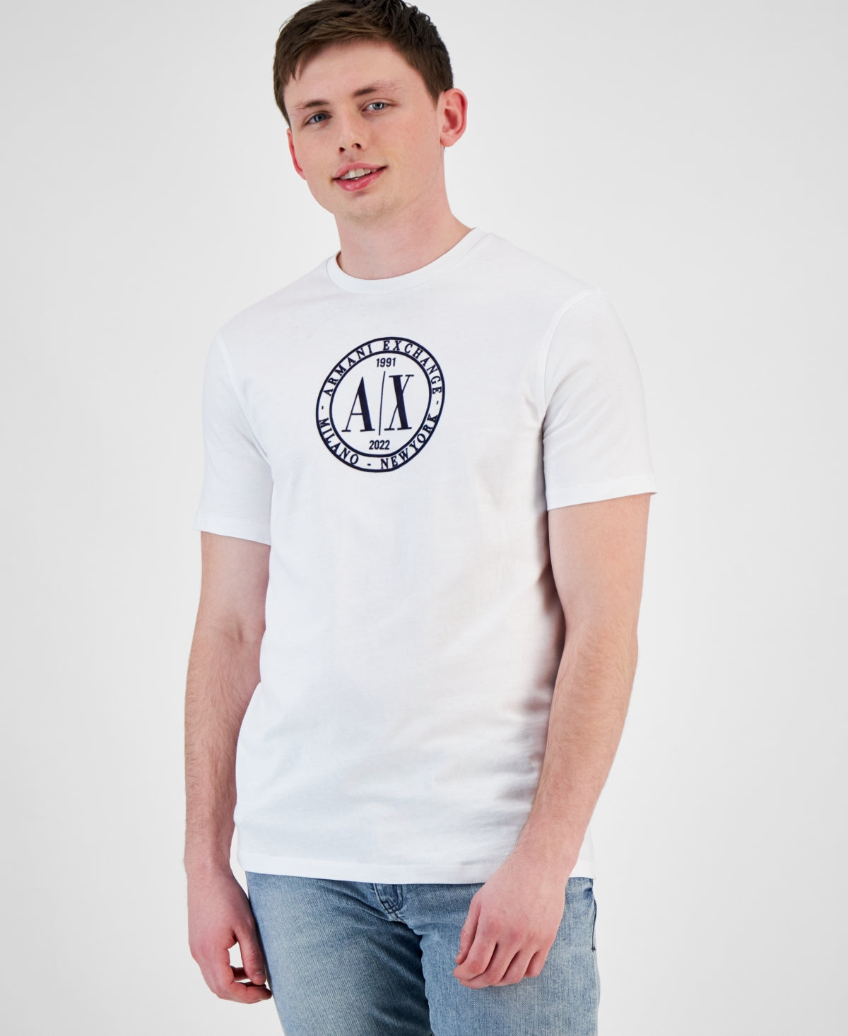Camiseta masculina AX Armani Exchange com estampa circular e ícone, branca, tamanho pequeno