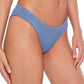 Calcinha de banho feminina Becca by Rebecca Virtue Hipster Pool, azul, separada