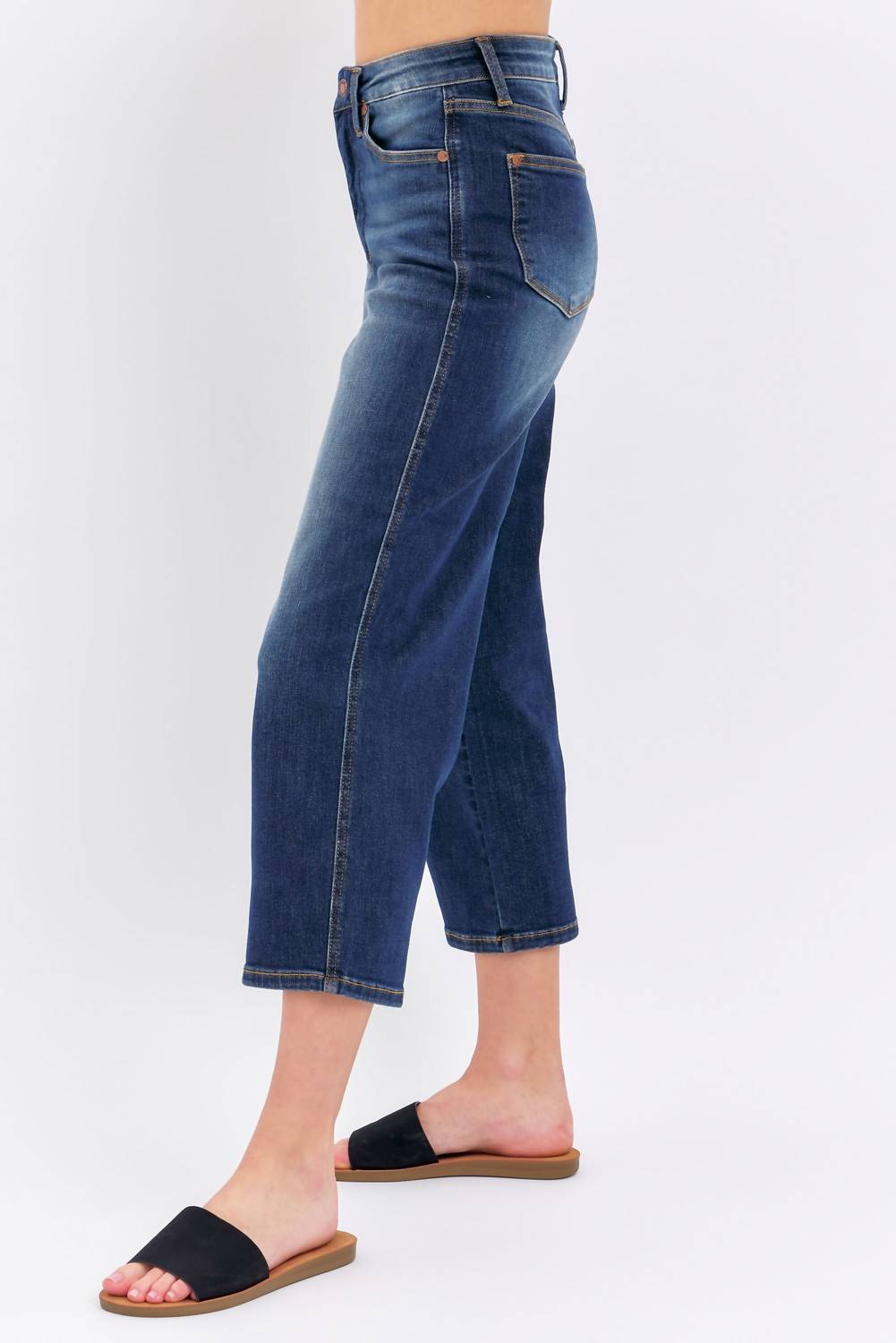 Judy Blue - Mid Rise Tummy Control Crop Wide Leg Jeans