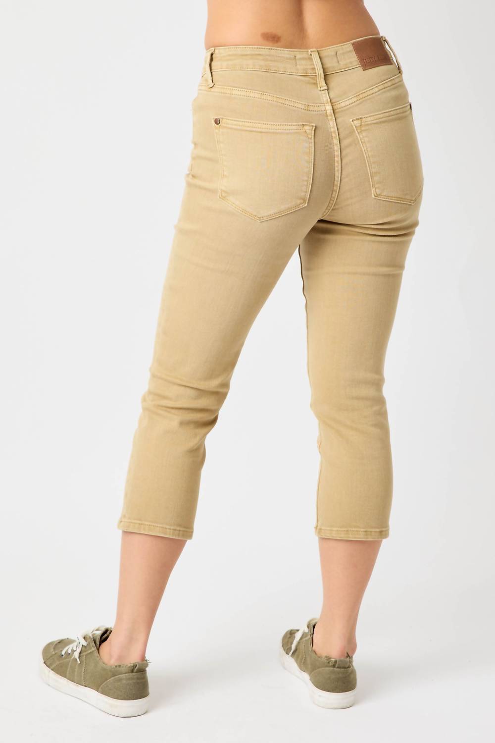 Judy Blue - Mid Rise Dyed Capri Jeans - Plus