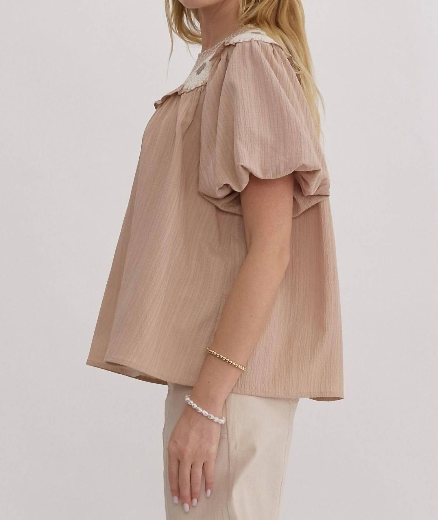 Entro - Floral Embroidered Top